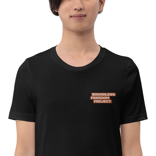 EMBROIDERED LOGO T-SHIRT (INCLUSIVE SIZING)